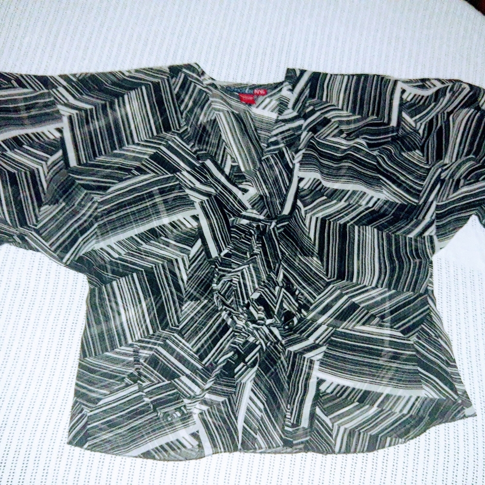 LARGE PETITE STRIPES BLOUSE.